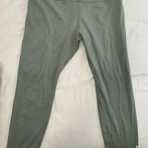 Nike Women Sage Green Leggings